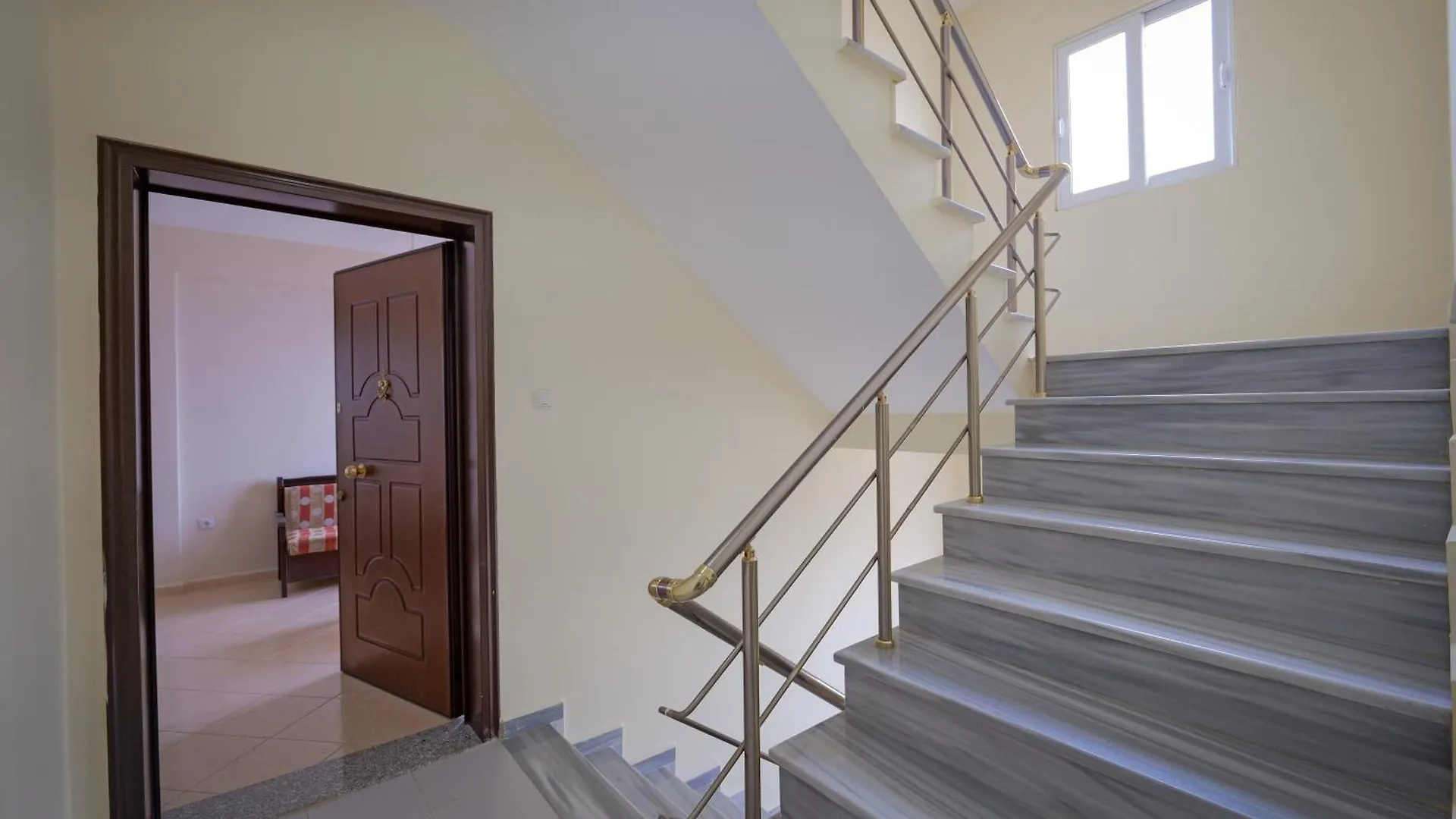 Sofia Apartments Sarandë