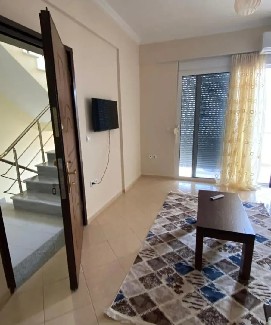 Sofia Apartments ساراندا
