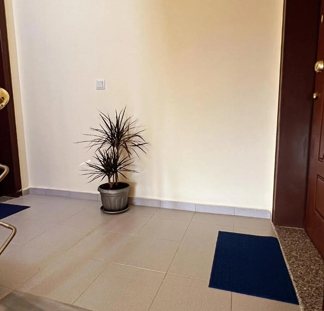 Sofia Apartments ساراندا ألبانيا